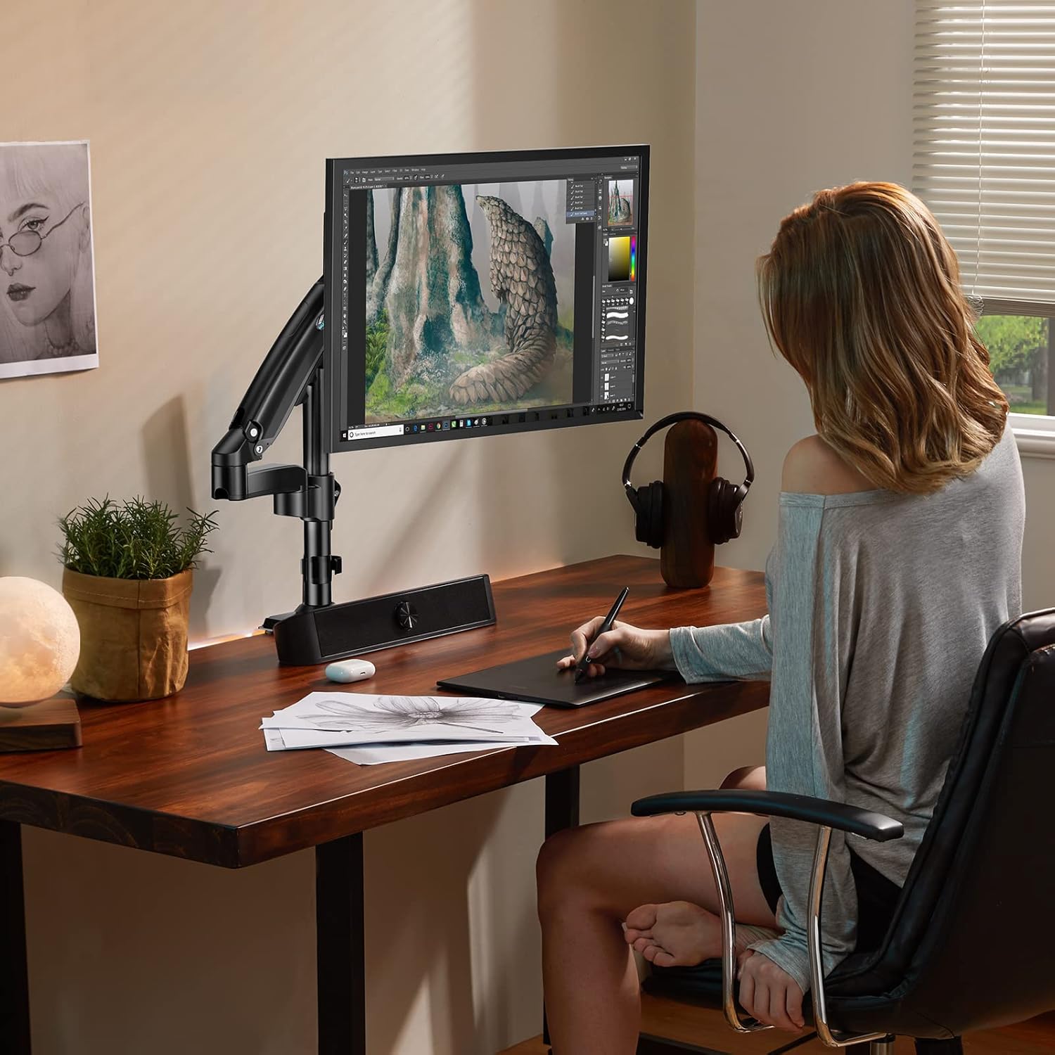 HUANUO Ergonomischer Monitor Halterung 30% höher, Monitor Arm für 13-34 Zoll (2-9 kg) Monitorhalterung höhenverstellbar, schwenkbar, neigbar, 360° drehbar, für Office & Gaming, VESA 75 & 100 mm